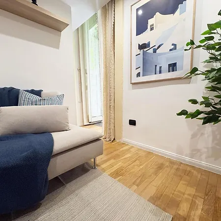 Apartment Blue Rattan - Toledo