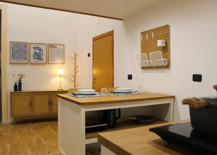 Blue Rattan - Toledo Neapol